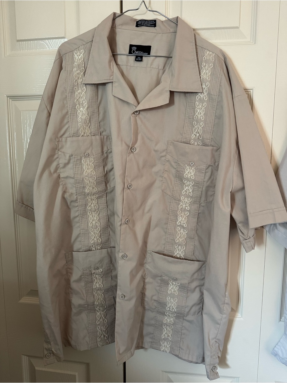 Lot Of Size 4X Men’s Guayabera Shirts Mint Green Tan White Zipper Button Pockets - Picture 7 of 11
